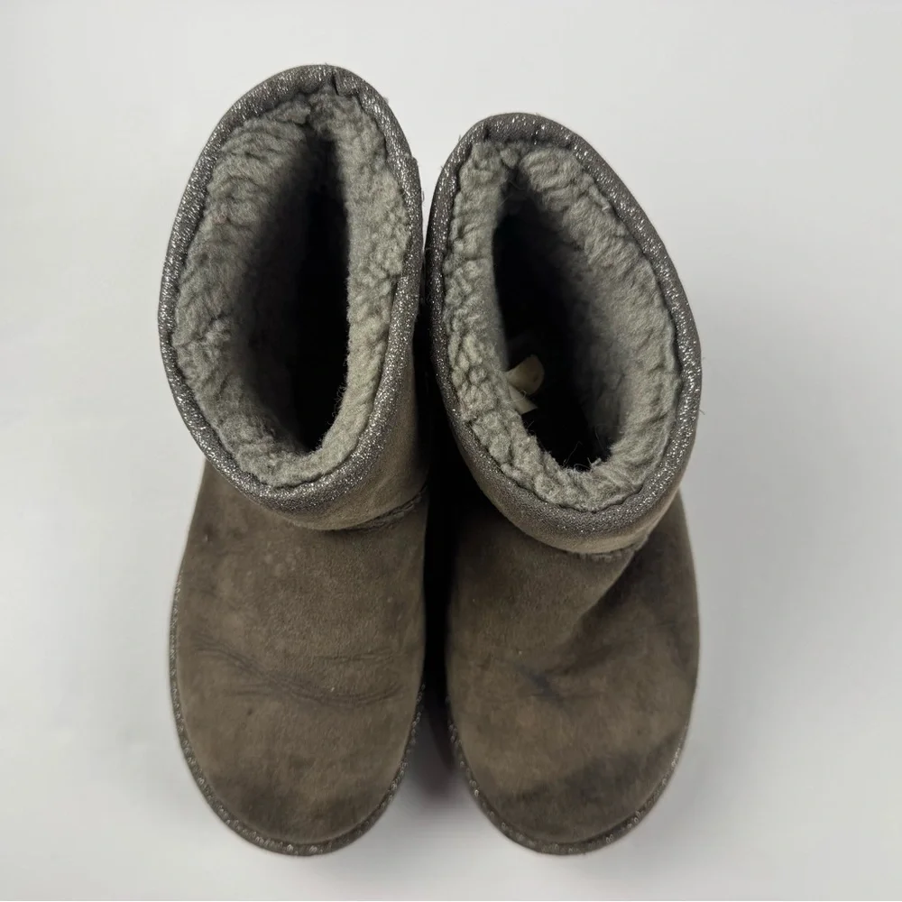 UGG warm brown